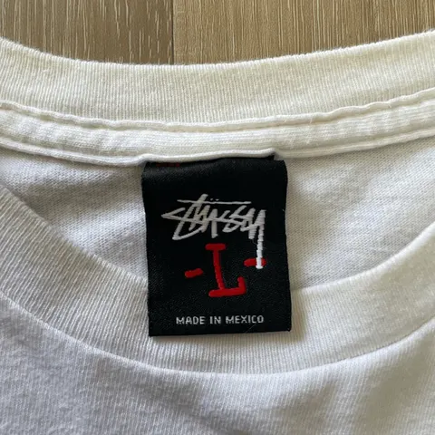 表のタグ - Tee White